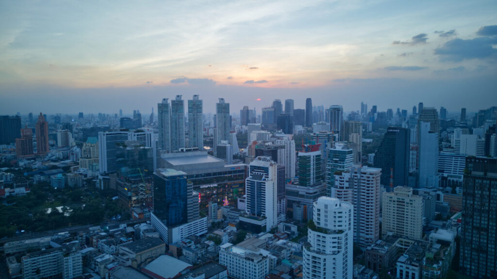 Met a Space Pod close to the Emsphere in Bangkok